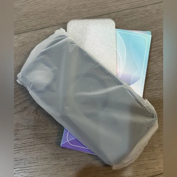 iPhone 11 Pro Max - Yriklso Strong Magnetic Phone Case - Picture 5 of 7